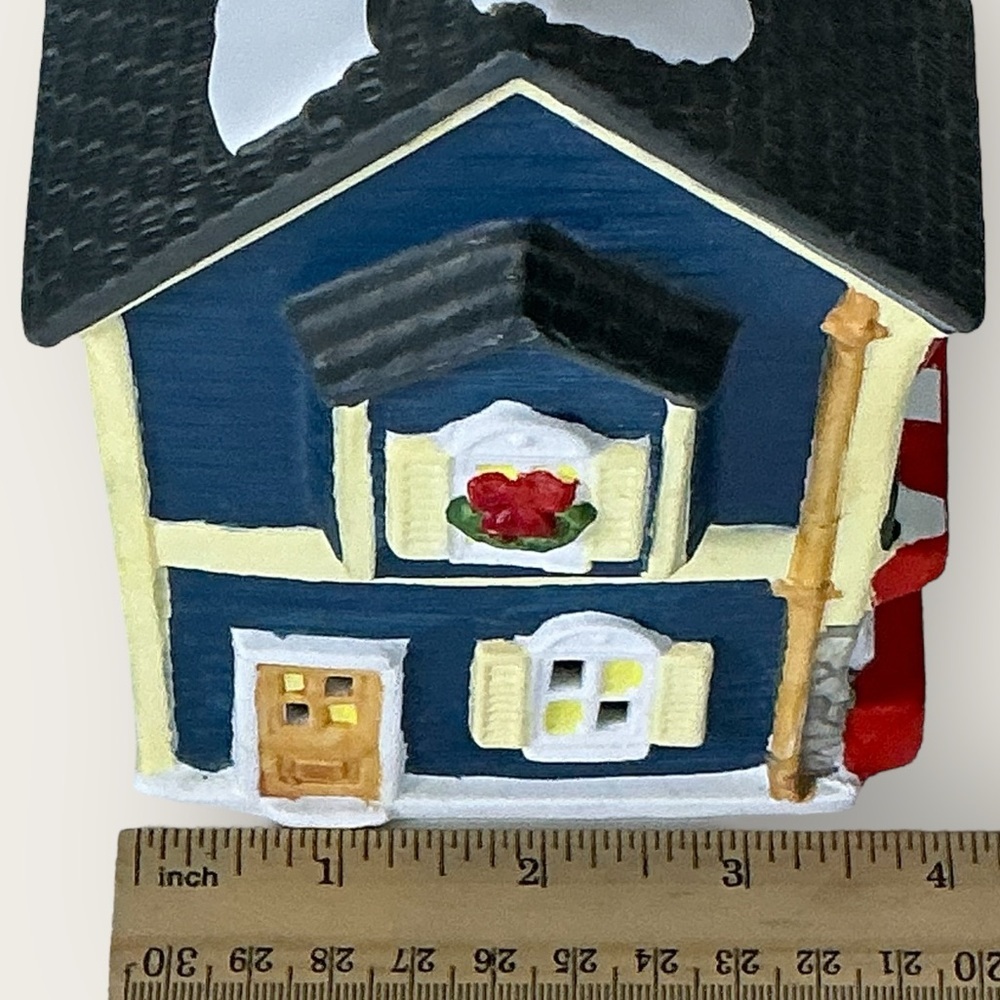 Vintage Coca Cola 1997 Town Square Village House Light Up Wiley Sons Hardware - Picture 8 of 16